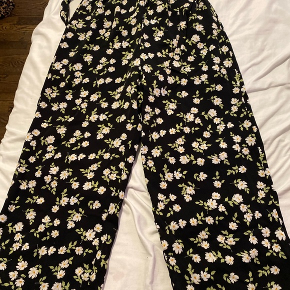Flowy pants - Picture 2 of 7